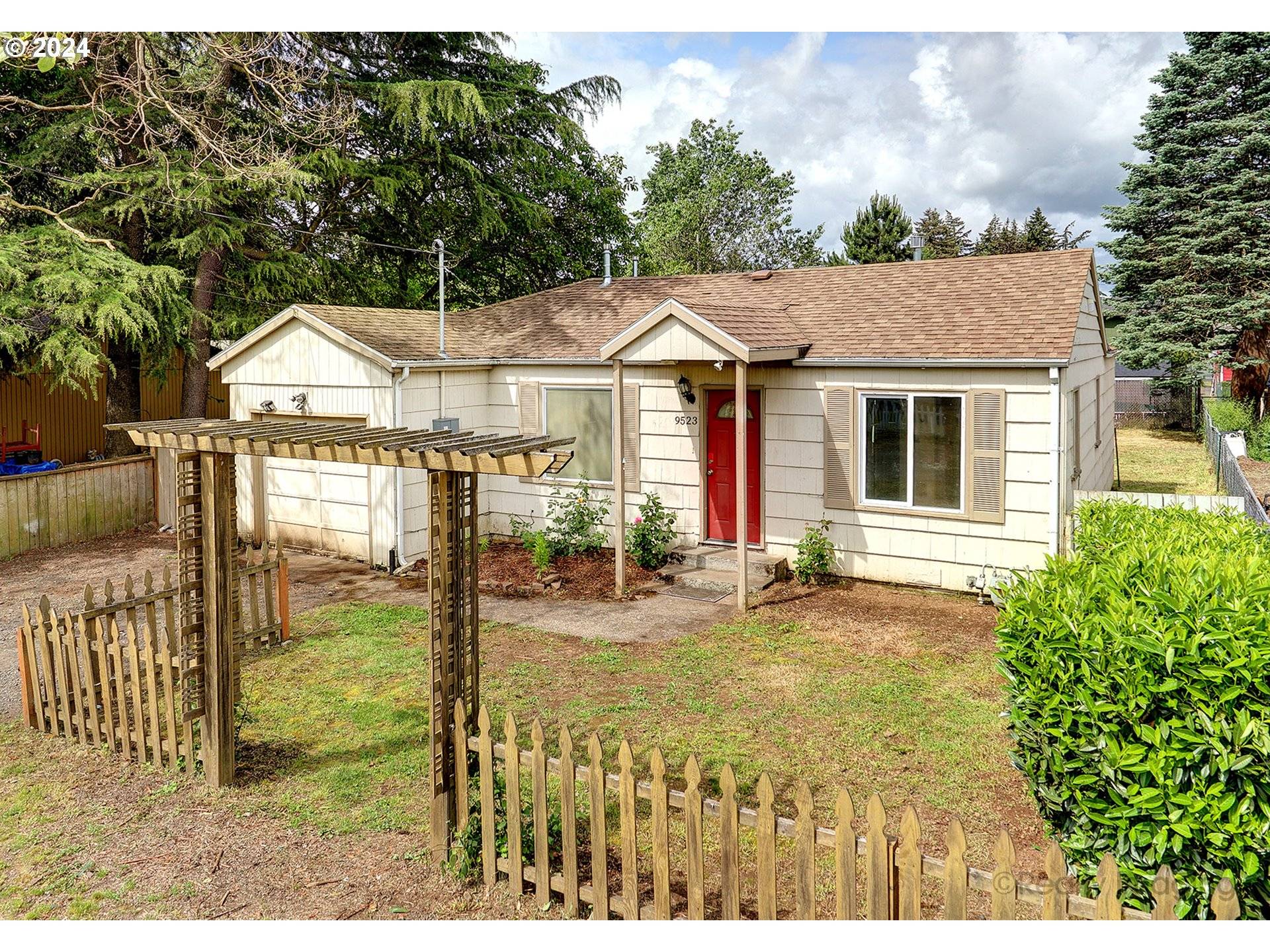 Milwaukie, OR 97222,9523 SE 75TH AVE