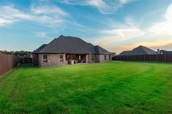 Haslet, TX 76052,306 Summer Drive