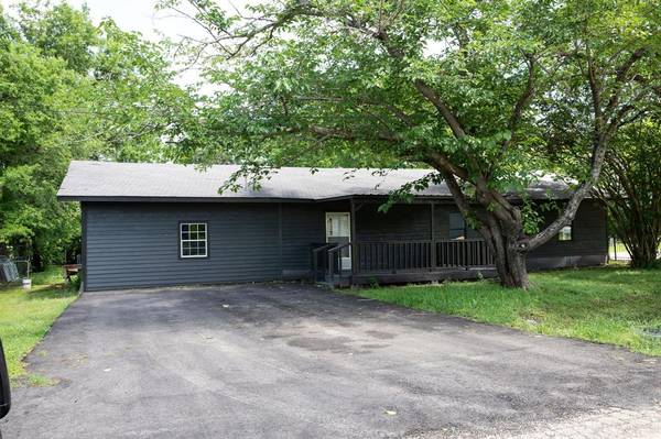 103 Gunter Street, Wills Point, TX 75169