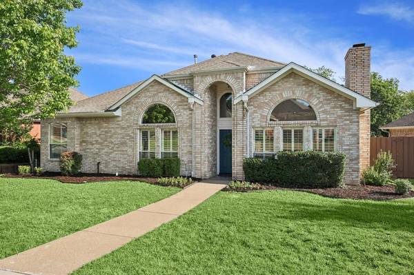 1915 Diamond Ridge Drive, Carrollton, TX 75010