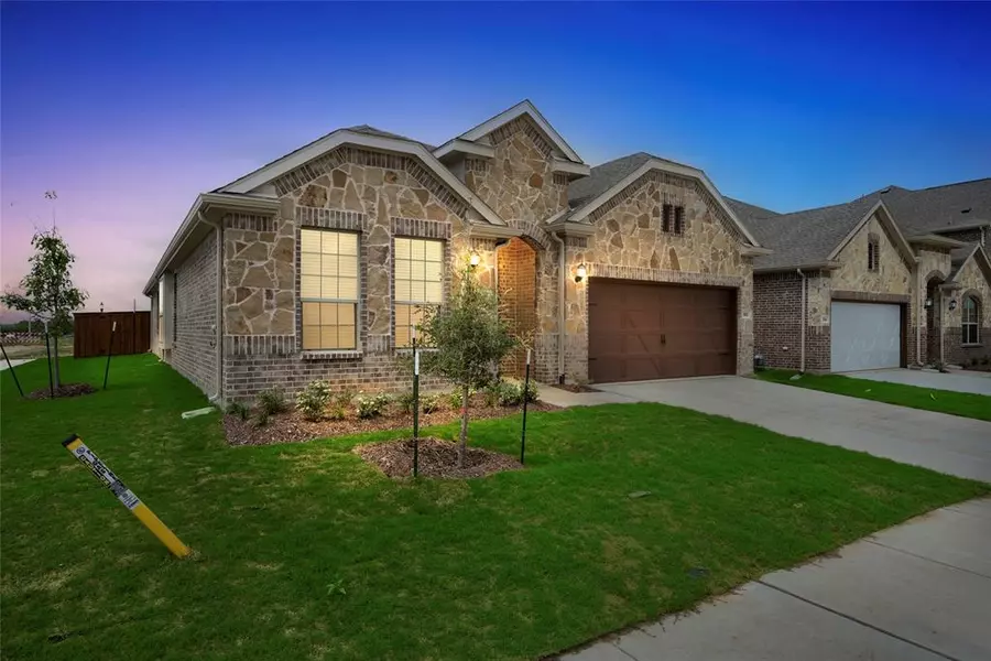 100 Invermore Drive, Little Elm, TX 75068