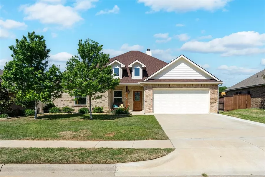 2029 Chapel Creek Drive, Kaufman, TX 75142