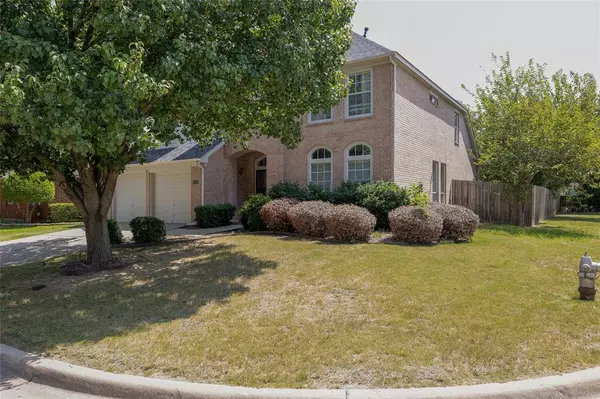 Fort Worth, TX 76132,6429 Greenbriar Lane