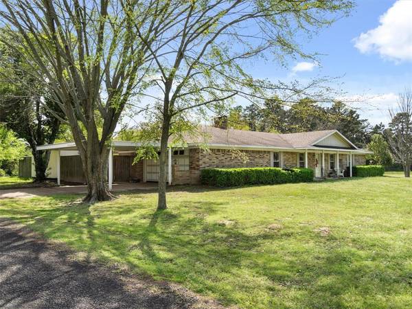 32 County Road Se 4280, Mount Vernon, TX 75457