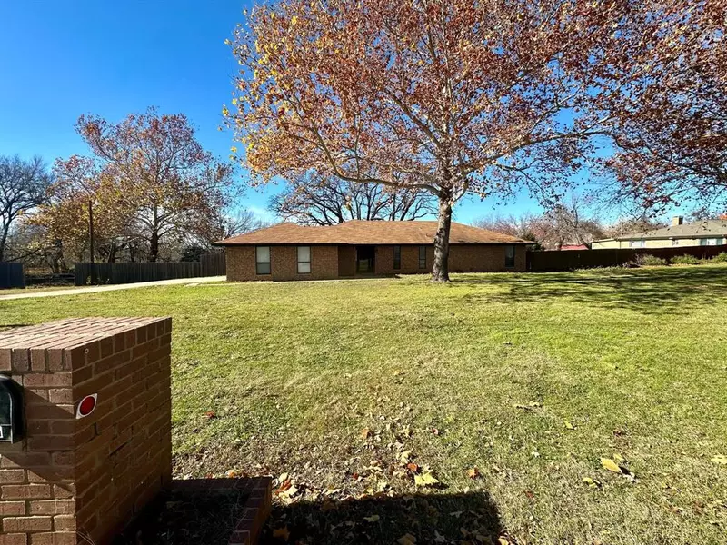 4815 Theresa Drive, Denison, TX 75020