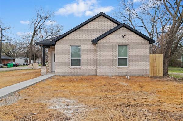 1412 Jean Street, Gainesville, TX 76240