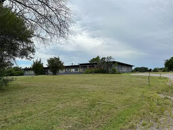 5020 Sayle Street, Greenville, TX 75402