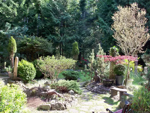 Salt Spring, BC V8K 2L8,871 Long Harbour Rd