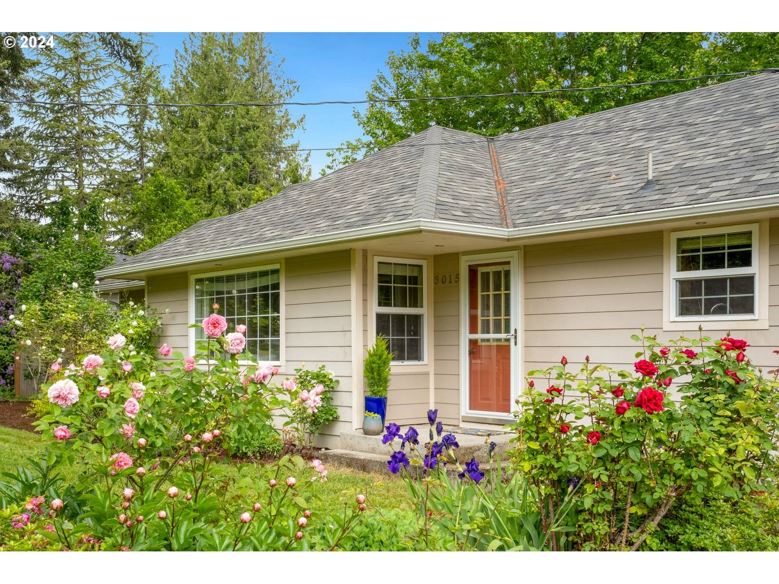 Gresham, OR 97080,3015 SW 14TH DR