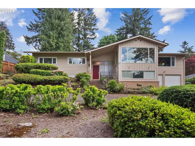 2390 SOUTH SHORE BLVD, Lake Oswego, OR 97034