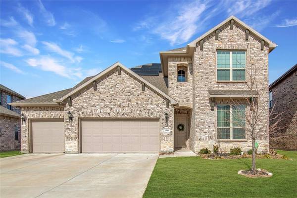 1505 White Water Way,  Aubrey,  TX 76227