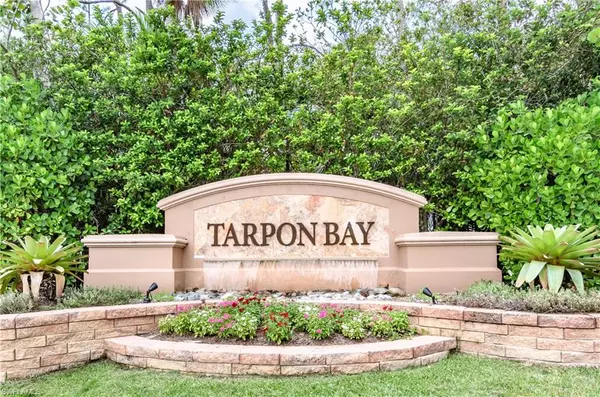 Naples, FL 34119,1690 Tarpon Bay DR S 5-201