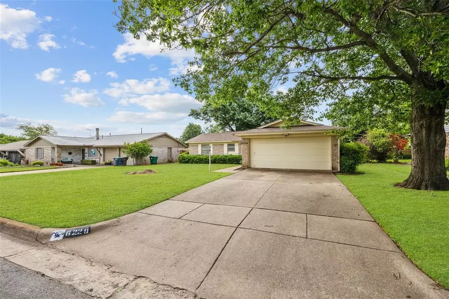 6229 Sandra Drive, Fort Worth, TX 76133