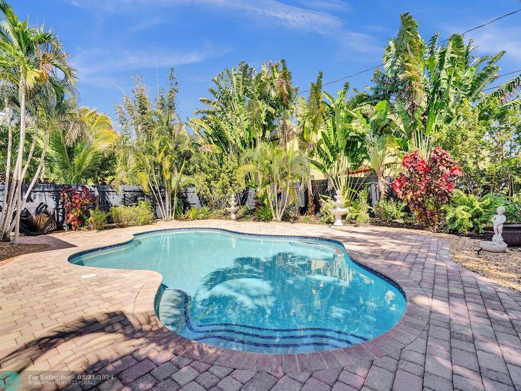 Wilton Manors, FL 33334,2726 NE 6th Ln