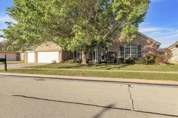 12824 Knight Hill Road, Oklahoma City, OK 73142