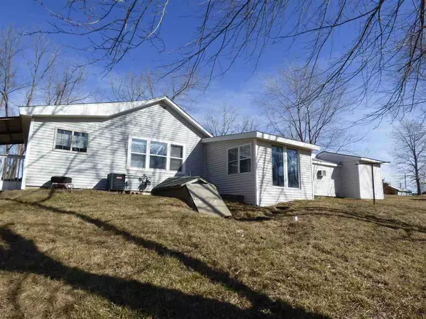 Atalissa, IA 52720,524 Oak St