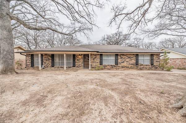 3407 Sheffield Drive, Arlington, TX 76013