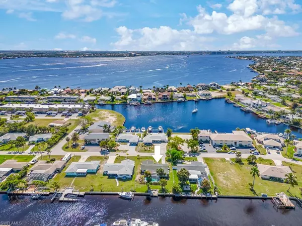 Cape Coral, FL 33904-9771,1725 Bikini CT