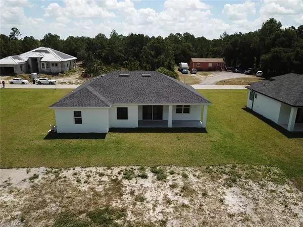 Alva, FL 33920,2219 Robert Ave