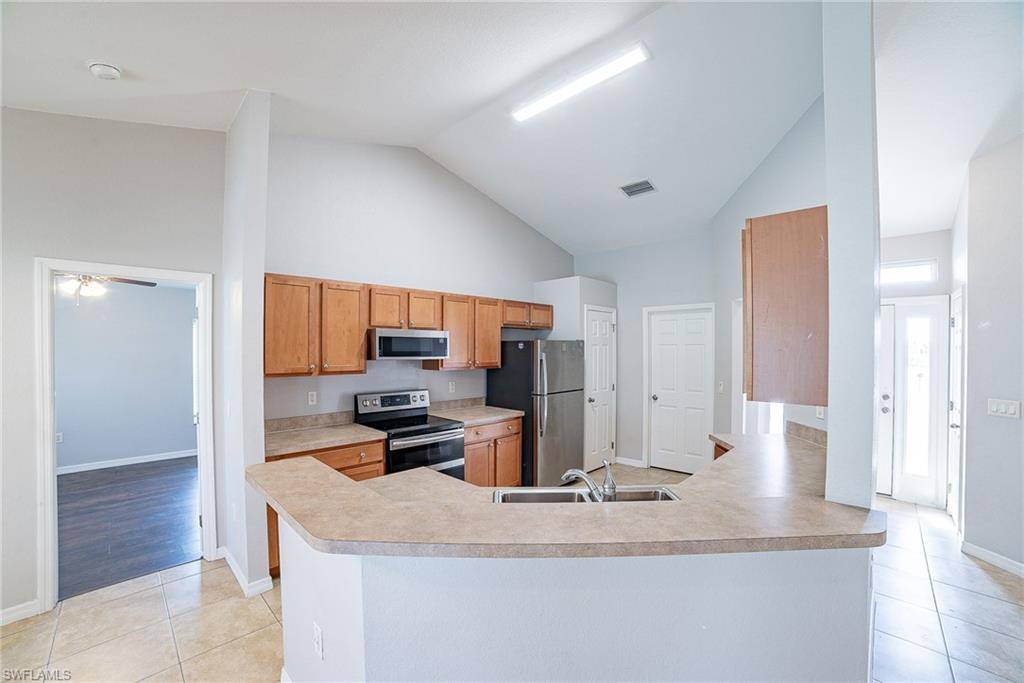 Cape Coral, FL 33909,1227 6th AVE