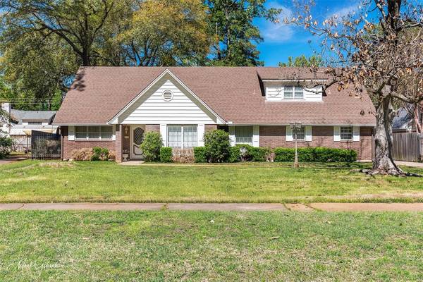 622 Balmoral, Shreveport, LA 71106