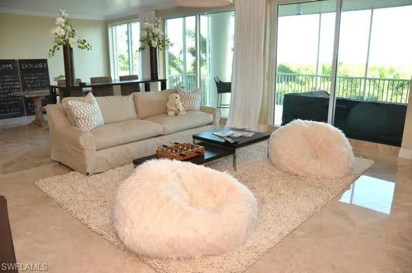 275 Indies WAY 403, Naples, FL 34110