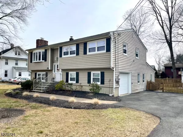 Denville Twp., NJ 07834,15 Harriman Ave