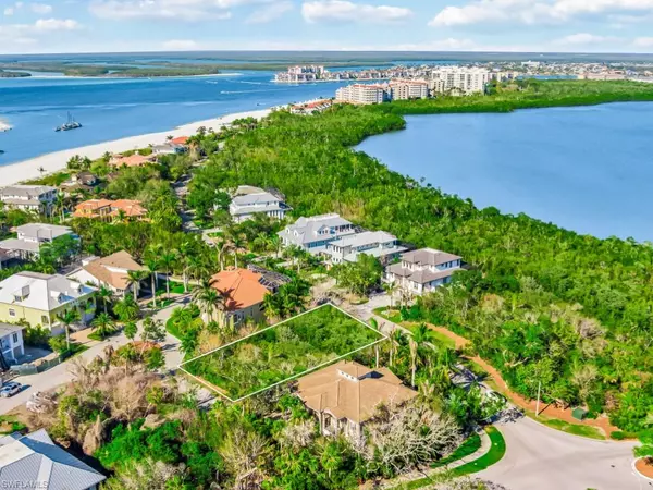 Marco Island, FL 34145,950 Sea Oats CT