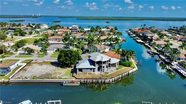 Marco Island, FL 34145,434 Tarpon CT