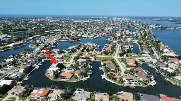 Marco Island, FL 34145,434 Tarpon CT