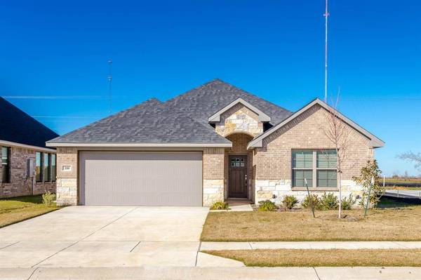 110 Randal Row, Corsicana, TX 75110