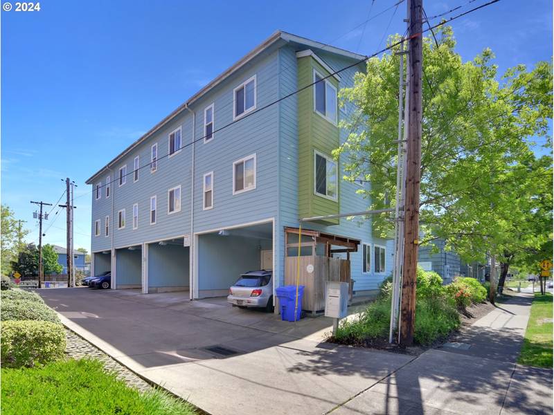 1857 PEARL ST, Eugene, OR 97401