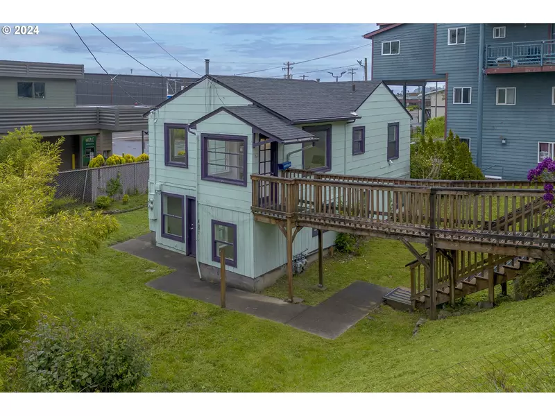 82 W Bond ST, Astoria, OR 97103