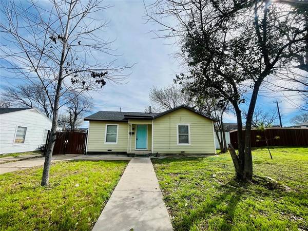 2833 Livingston Avenue, Fort Worth, TX 76110