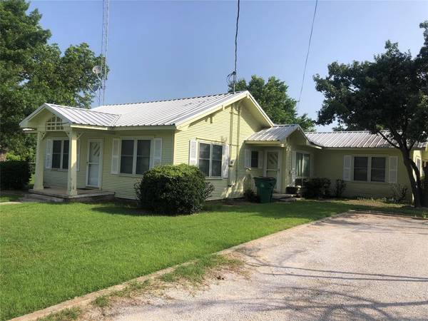 309 E Anthracite, Carbon, TX 76435