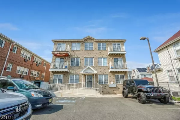 109-111 W Jersey St, Elizabeth City, NJ 07202