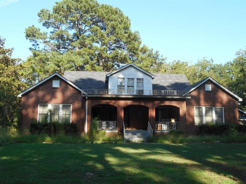 601 N Arkansas, Springhill, LA 71075