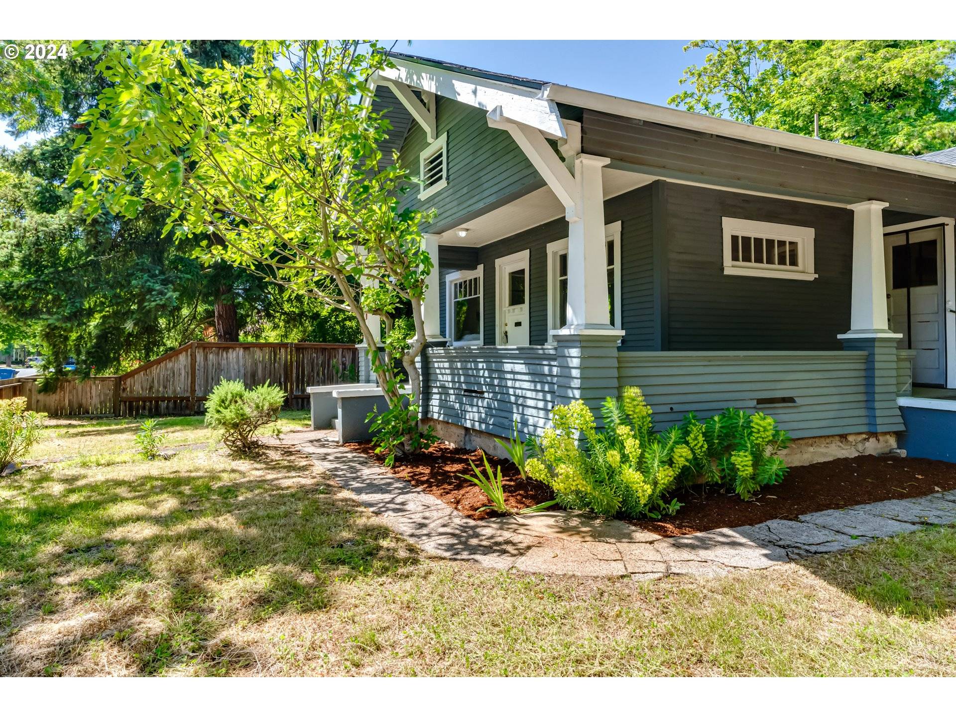 Eugene, OR 97402,931 W 11TH AVE