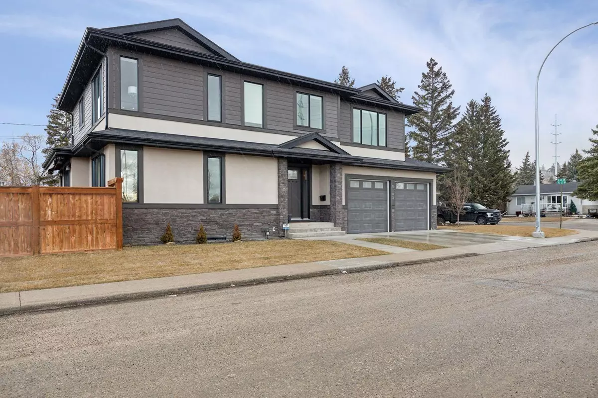 Calgary, AB T3B 0R1,5103 18 AVE NW