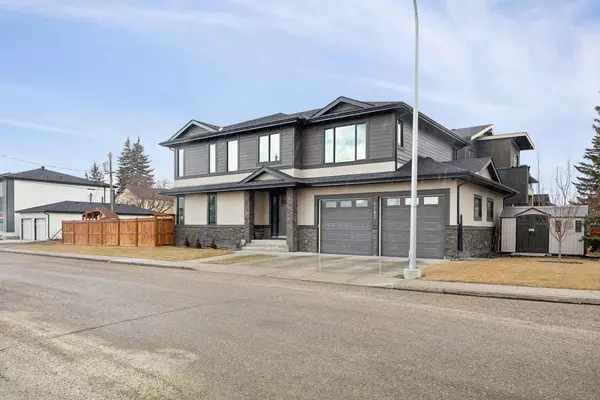 Calgary, AB T3B 0R1,5103 18 AVE NW