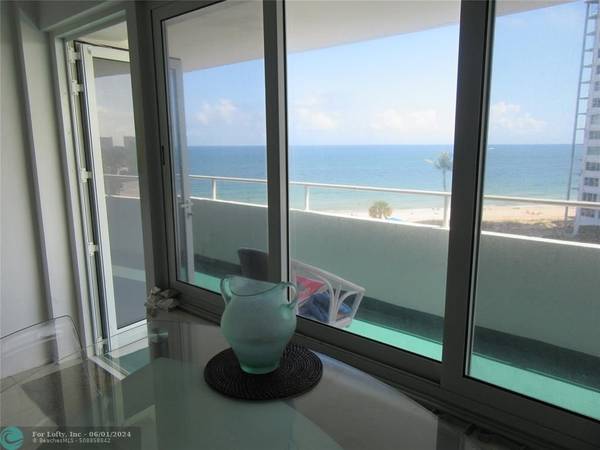 Lauderdale By The Sea, FL 33308,4050 N Ocean Dr  #608