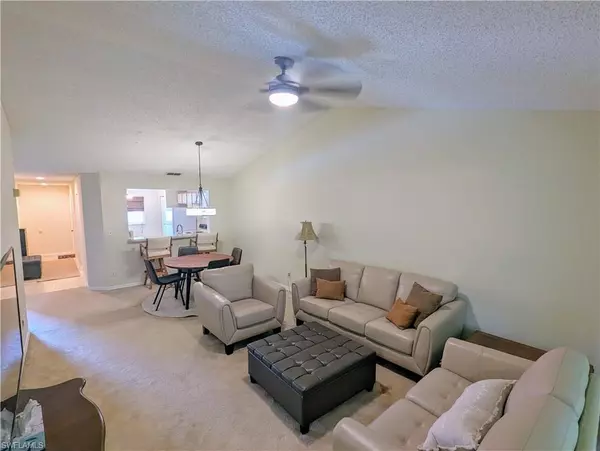 Naples, FL 34104,645 Squire CT 202