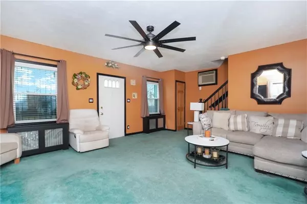 Queens, NY 11358,46-08 196th ST