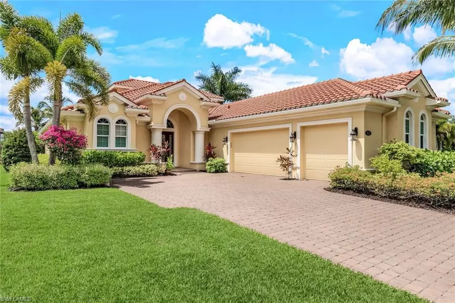 9337 Campanile CIR, Naples, FL 34114