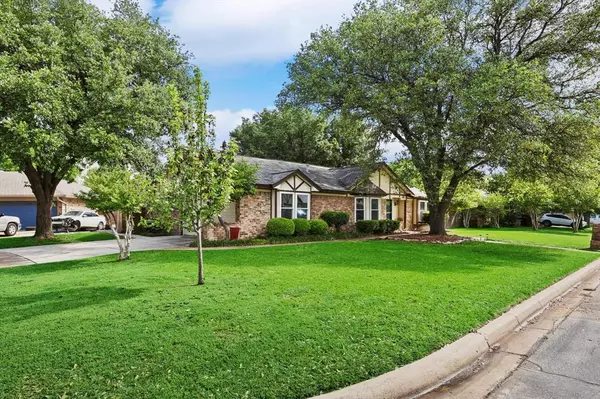 Fort Worth, TX 76137,4201 Longleaf Lane