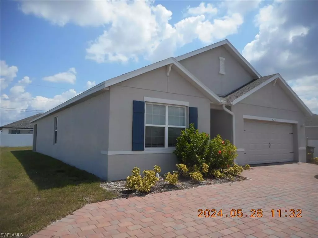 Cape Coral, FL 33993,923 Tropicana PKY W