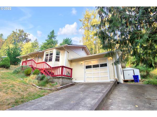 608 N 23RD AVE, Kelso, WA 98626