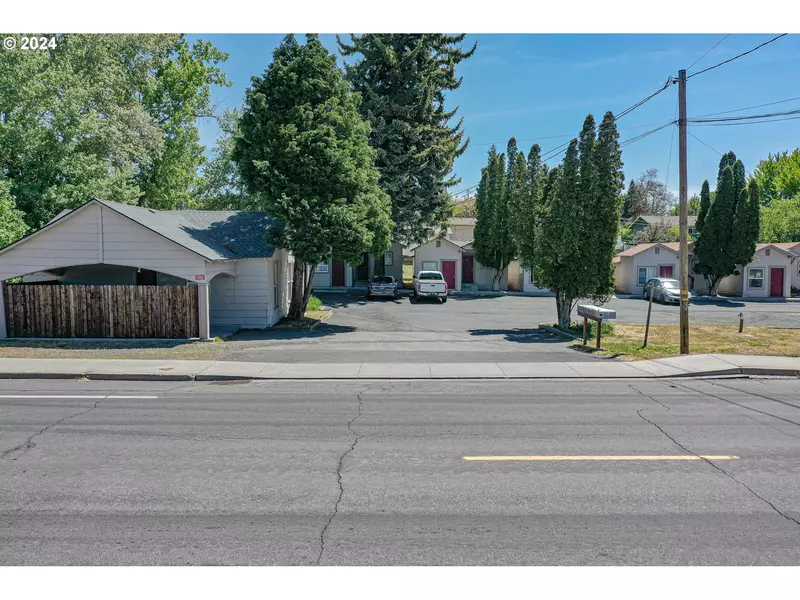 2451 BIEHN ST, Klamath Falls, OR 97601