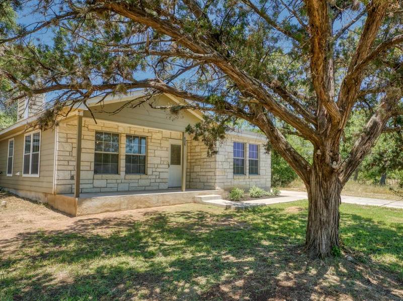 808 Pecan Lane, Cottonwood Shores, TX 78657