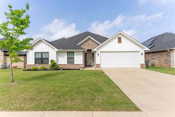 11412 Lindsey Garden Drive,  Tyler,  TX 75709